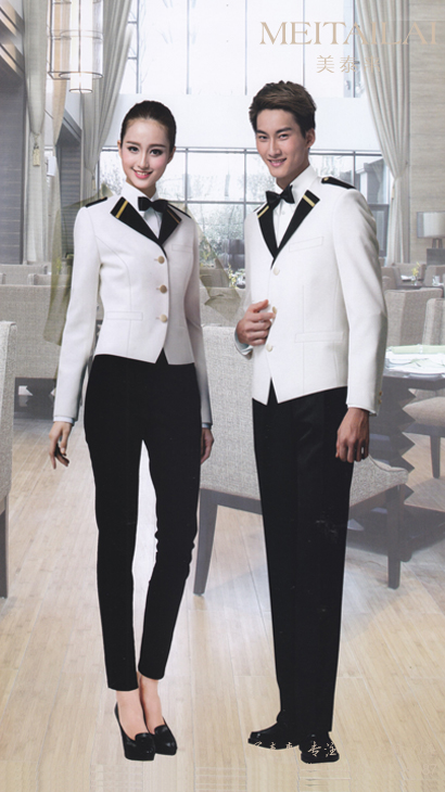 雅安时尚休闲风酒店服装